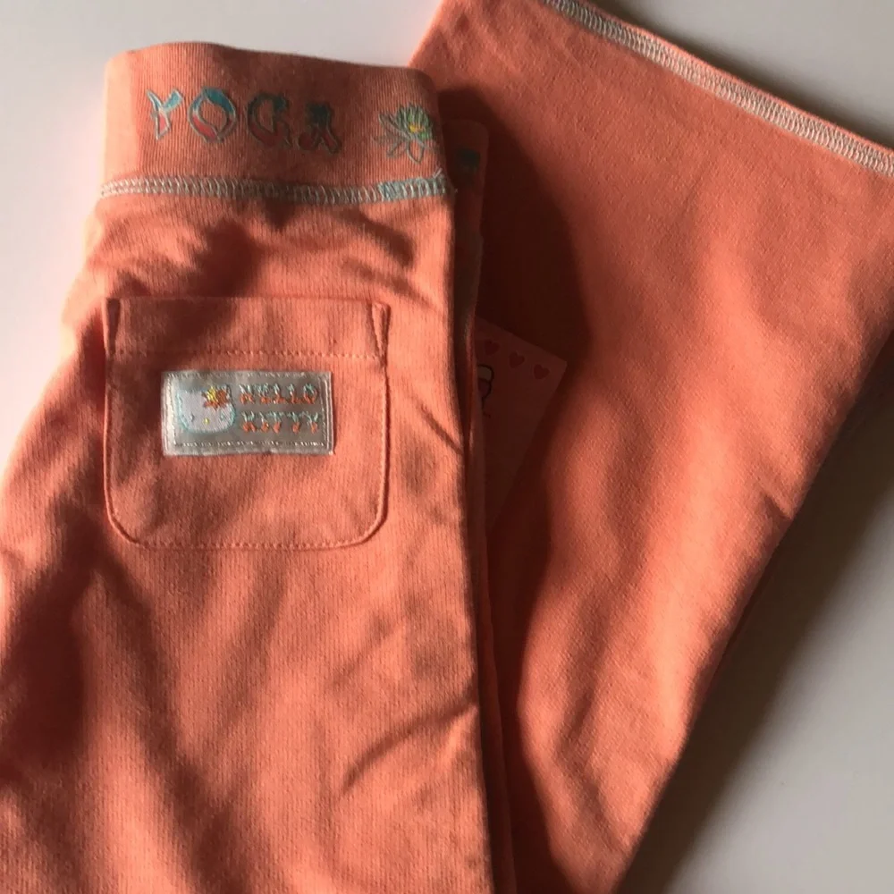 Pants yoga Hello Kitty girls size M 5-6  new cotton Sanrio Co LTD